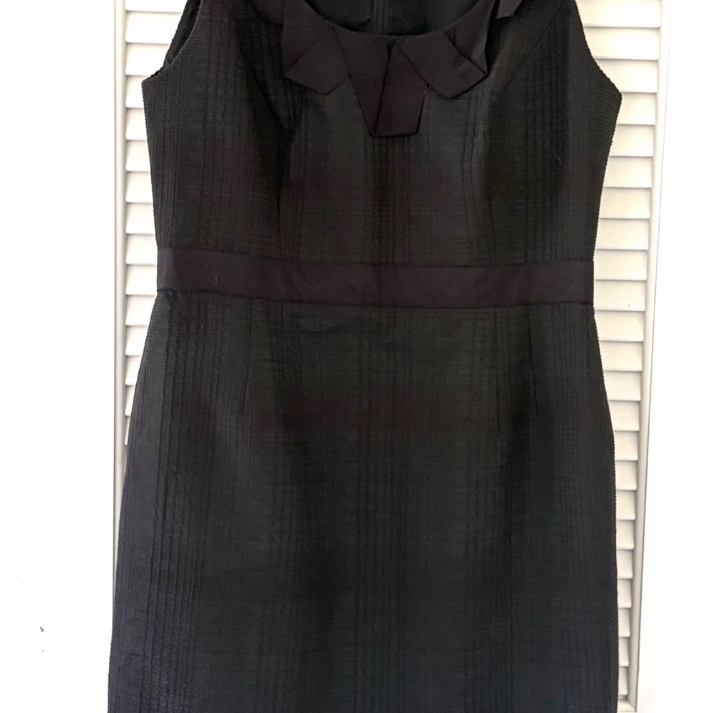 Carmen Marc Valvo Black Textured Midi Dress